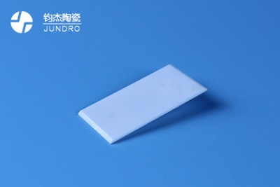 氧化鋯陶瓷刀具對切削行業(yè)的意義 氧化鋯陶瓷刀具對切削行業(yè)的意義